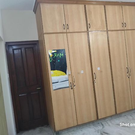 העיר בנגלור The Hood Hostel מראה חיצוני תמונה