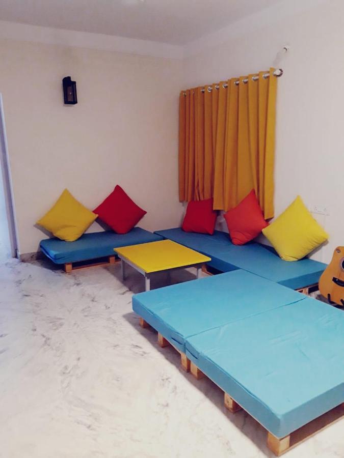 העיר בנגלור The Hood Hostel מראה חיצוני תמונה