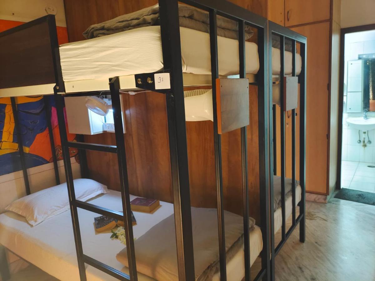 העיר בנגלור The Hood Hostel מראה חיצוני תמונה